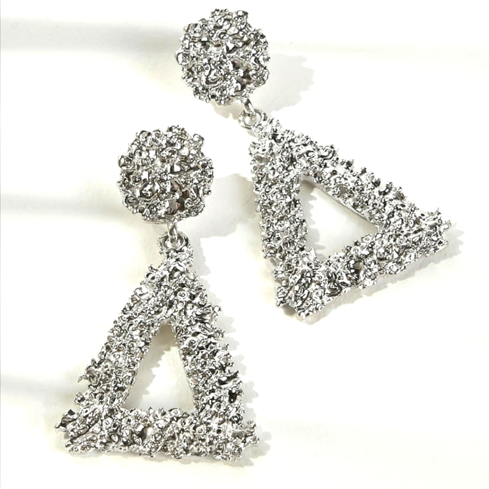 🍒5/$30- Geometric silver bridal earrings